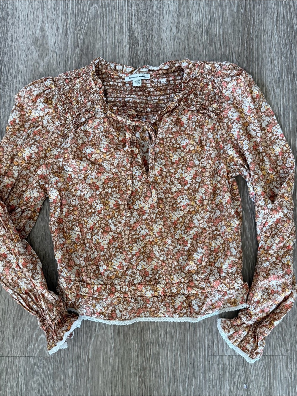 American Eagle peasant ruffle boho blouse M